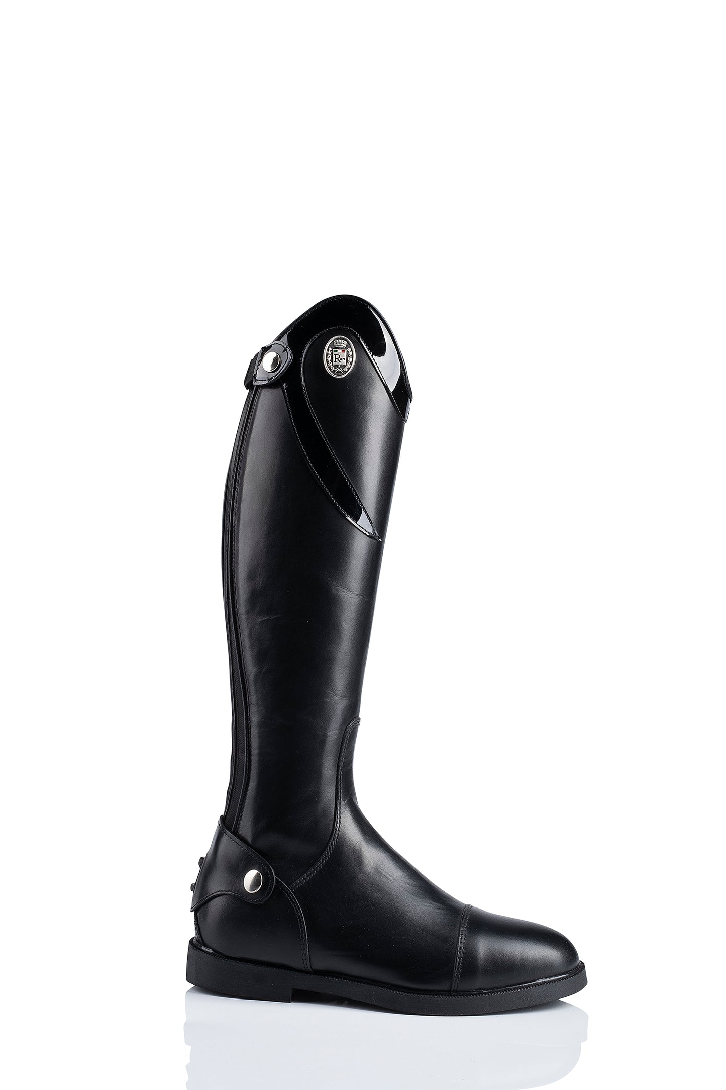 R 1520/1, 1520/2 en 1520/8 Kinderlaarzen met veters en details.