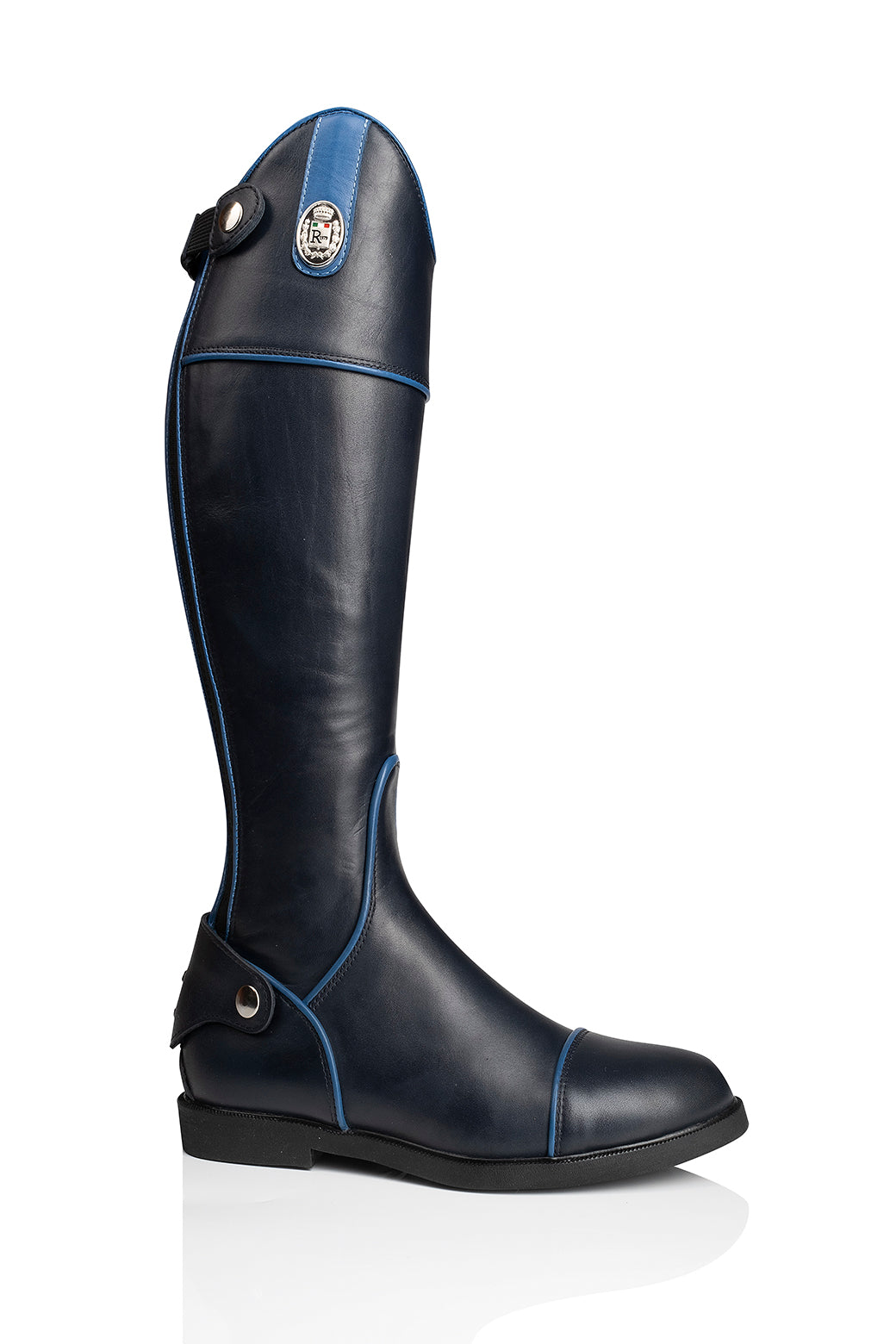 R 0531 Kinderlaarzen zonder veters met contrast details.