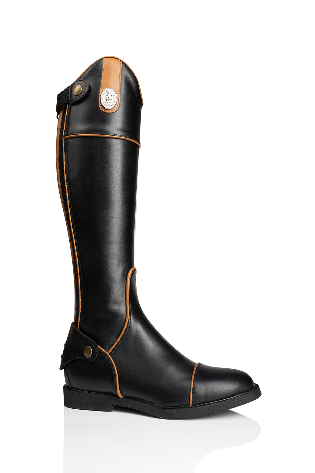 R 0531 Kinderlaarzen zonder veters met contrast details.